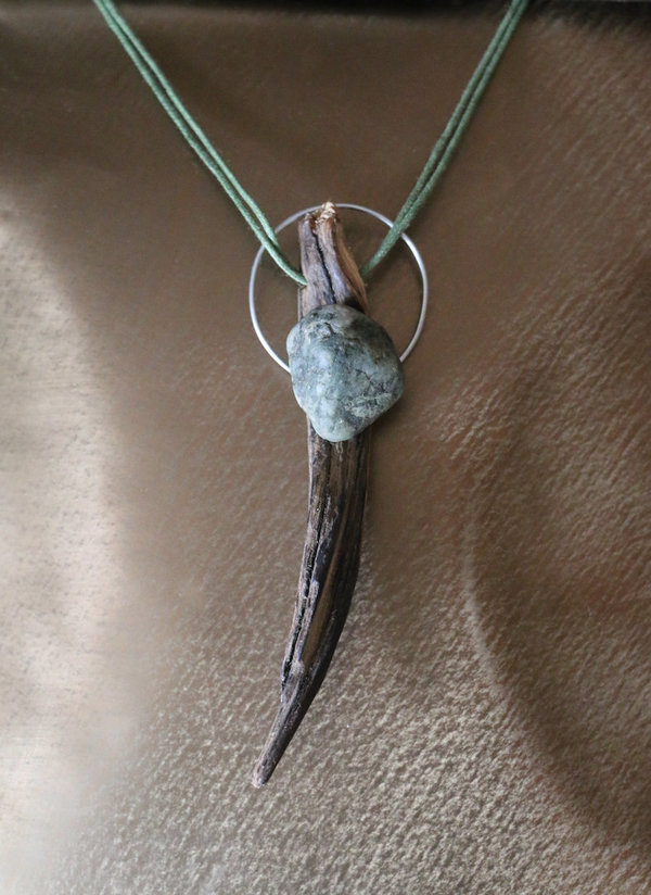 Halskette Necklace - Serpentin & Metall
